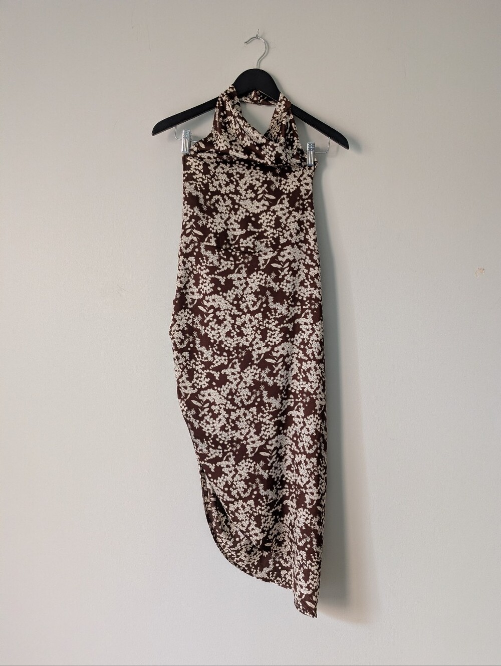 Heartloom Chocolate Brown Floral Halter Midi Dress Size M Asymmetrical Hem